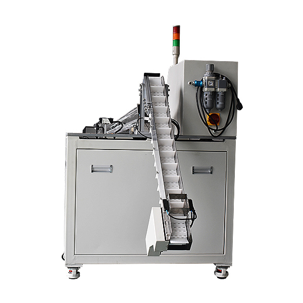 Automatic packaging and sealing equipment